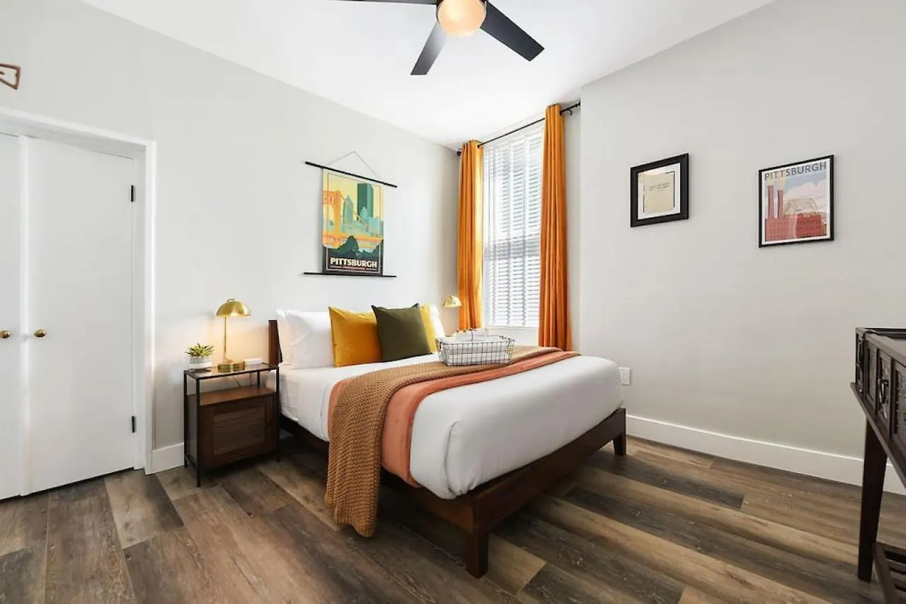 Hostwise Stays - The Grandview - Great City Views - Brand New Remodel 匹兹堡 0*,